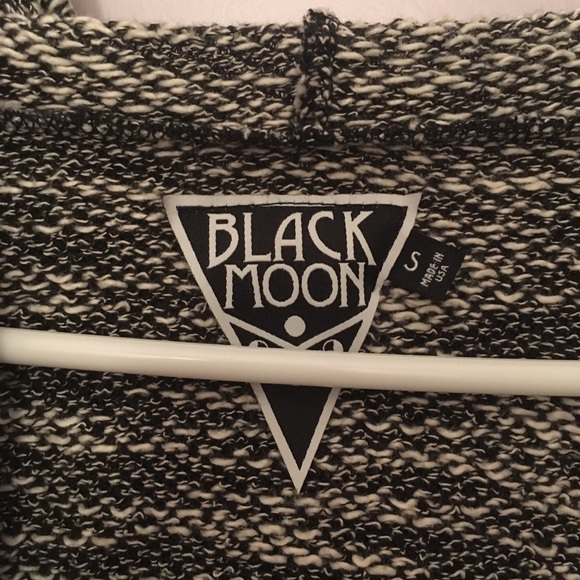 Urban Outfitters Black Moon Long Zip Up Cardigan - Picture 3 of 6